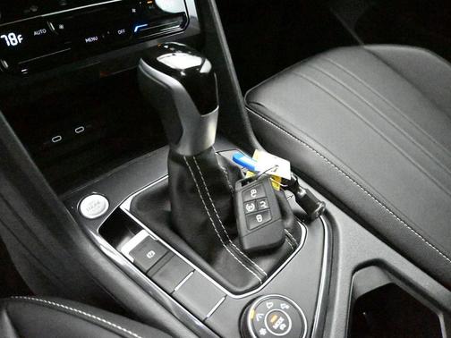 2024 Volkswagen Tiguan 2.0T SE 4MOTION