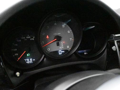 2018 Porsche Macan S