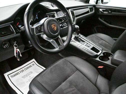 2018 Porsche Macan S
