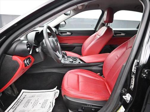 2017 Alfa Romeo Giulia Base