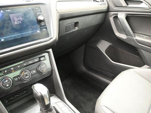 2020 Volkswagen Tiguan 2.0T SE R-Line Black 4MOTION
