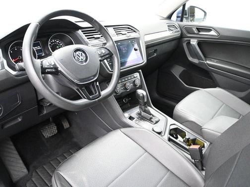 2020 Volkswagen Tiguan 2.0T SE R-Line Black 4MOTION