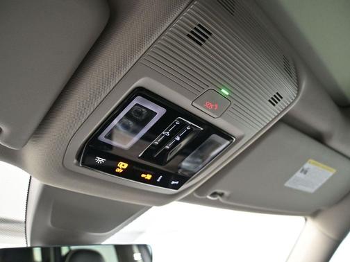 2024 Volkswagen Atlas 2.0T SEL Premium R-Line 4MOTION