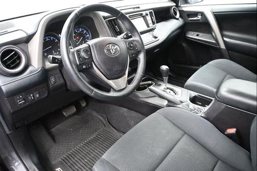 Magnetic Gray Metallic 2018 Toyota RAV4 XLE