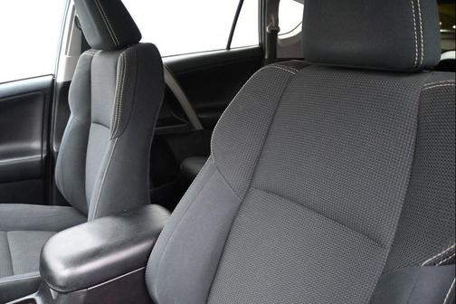 Magnetic Gray Metallic 2018 Toyota RAV4 XLE