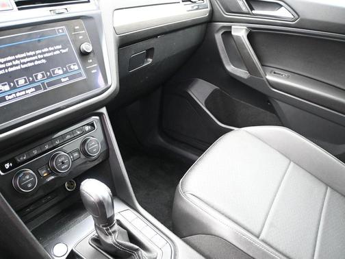 2021 Volkswagen Tiguan 2.0T SEL