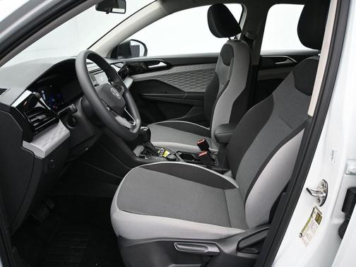 2022 Volkswagen Taos S