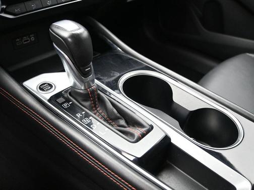 2023 Nissan Altima SR FWD