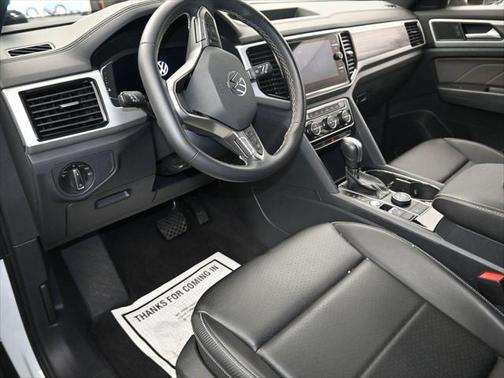 2023 Volkswagen Atlas Cross Sport 2.0T SE w/Technology 4MOTION