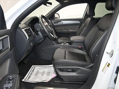 2023 Volkswagen Atlas Cross Sport 2.0T SE w/Technology 4MOTION