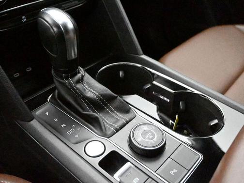 2022 Volkswagen Atlas 2.0T SEL