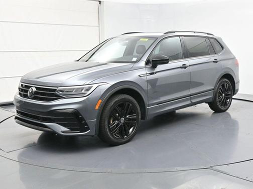 2022 Volkswagen Tiguan 2.0T SE R-Line Black 4MOTION