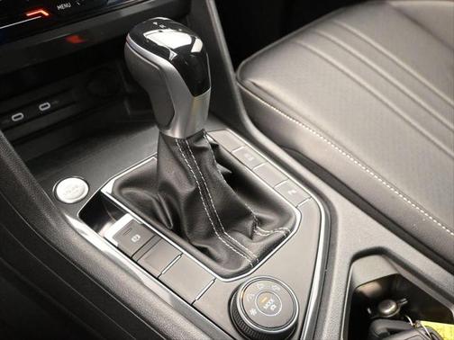 2022 Volkswagen Tiguan 2.0T SE R-Line Black 4MOTION