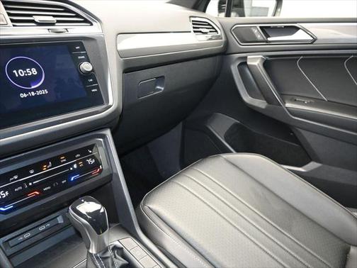 2022 Volkswagen Tiguan 2.0T SE R-Line Black 4MOTION