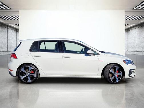 2018 Volkswagen Golf GTI 2.0T S 4-Door
