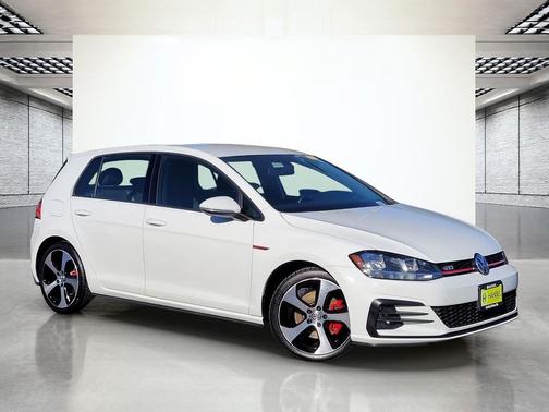 2018 Volkswagen Golf GTI 2.0T S 4-Door