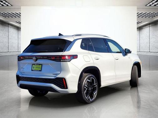 2026 Volkswagen Tiguan 2.0T SEL R-Line 4MOTION