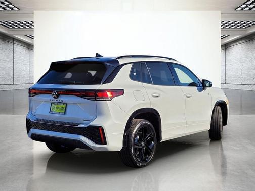 2026 Volkswagen Tiguan 2.0T SE R-Line Black 4MOTION