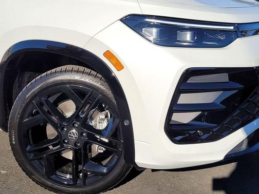 2026 Volkswagen Tiguan 2.0T SE R-Line Black 4MOTION