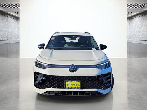 2026 Volkswagen Tiguan 2.0T SE R-Line Black 4MOTION