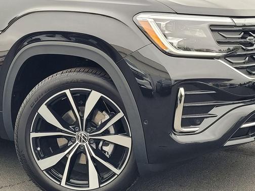 2025 Volkswagen Atlas 2.0T SEL Premium R-Line 4MOTION