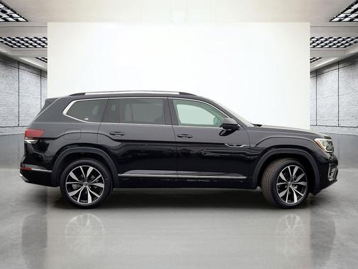 2025 Volkswagen Atlas 2.0T SEL Premium R-Line 4MOTION