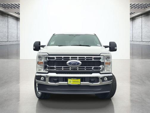 OXFORD WHITE 2026 Ford F-250 XLT