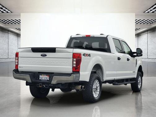 Oxford White 2020 Ford F-250 XLT