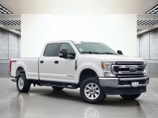 Oxford White 2020 Ford F-250 XLT