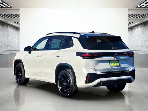 2026 Volkswagen Tiguan 2.0T SE R-Line Black 4MOTION