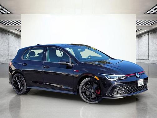 Deep Black Pearl 2024 Volkswagen Golf GTI 1.4T TSI
