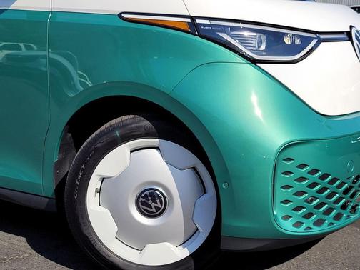 2025 Volkswagen ID. Buzz 1st Edition with 4MOTION