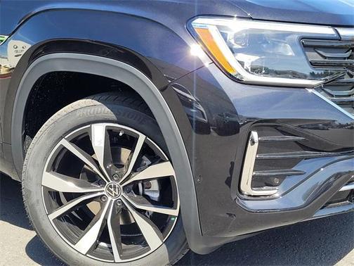 2025 Volkswagen Atlas 2.0T SEL Premium R-Line 4MOTION
