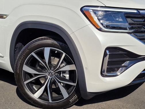 2026 Volkswagen Atlas 2.0T SEL Premium R-Line 4MOTION