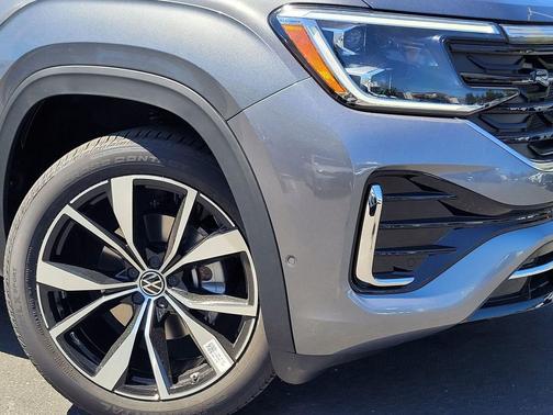 2025 Volkswagen Atlas 2.0T SEL Premium R-Line 4MOTION