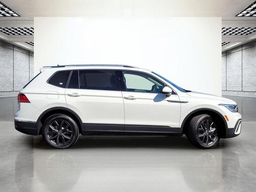 2024 Volkswagen Tiguan 2.0T SE 4MOTION
