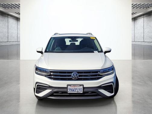 2024 Volkswagen Tiguan 2.0T SE 4MOTION
