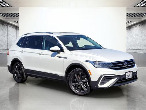2024 Volkswagen Tiguan 2.0T SE 4MOTION
