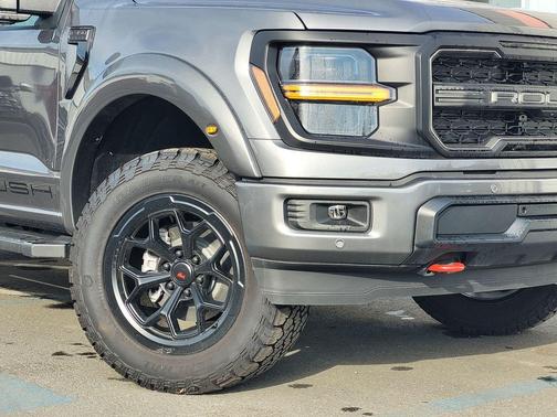 CARBONIZED GRAY METALLIC 2024 Ford F-150 XLT