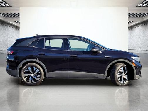 2025 Volkswagen ID.4 Pro
