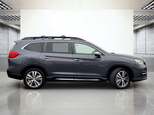 Magnetite Gray Metallic 2019 Subaru Ascent Touring 7-Passenger
