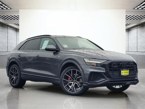 2021 Audi Q8 55 Premium Plus