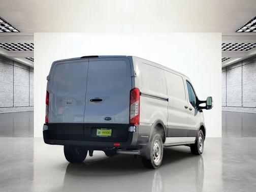 OXFORD WHITE 2025 Ford Transit-250 Base