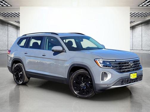 2026 Volkswagen Atlas 2.0T SE w/Technology 4MOTION
