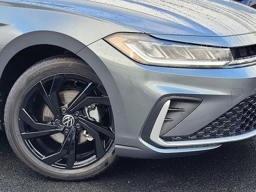 2026 Volkswagen Jetta 1.4T SE