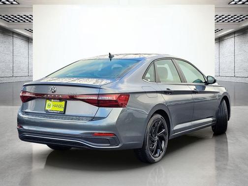 2026 Volkswagen Jetta 1.4T SE