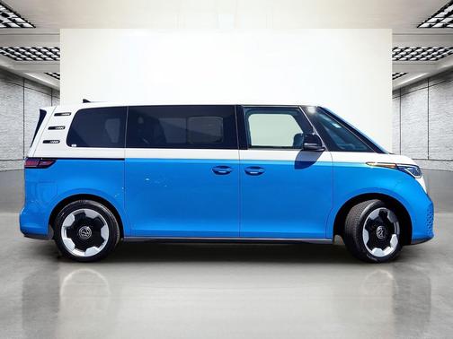 2025 Volkswagen ID. Buzz Pro S