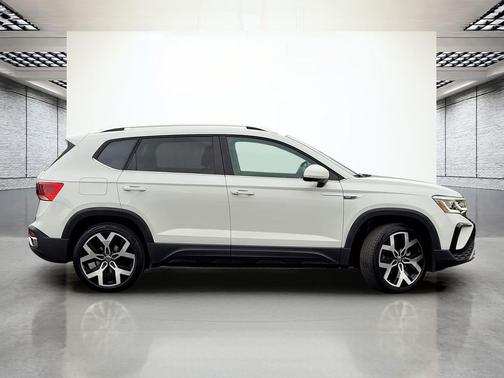 2022 Volkswagen Taos 1.5T SEL