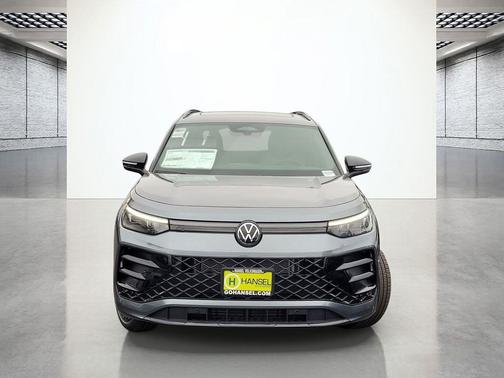 2025 Volkswagen Tiguan 2.0T SE R-Line Black 4MOTION