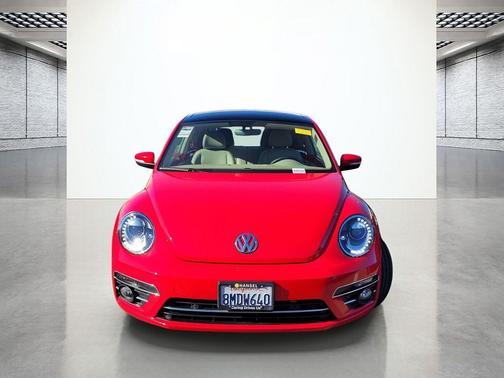 2019 Volkswagen Beetle 2.0T SE